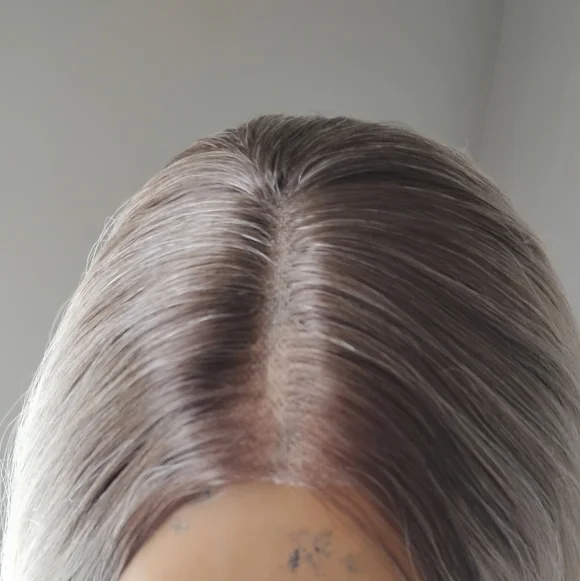 Blonde Ombre Lace Front Wig - Premium Heat-Resistant Synthetic - Picture 9 of 14